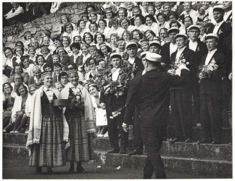 foto, Läti NSV, Cesis, Cesise Viljandi sõpruspäevad, 1968