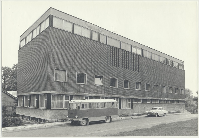 foto, Läti NSV, Valmiera, teater Paegle, 1983