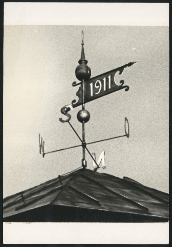 foto, Viljandi, veetorn, tuulelipp (ilmakaared, 1911), 1970, foto E. Veliste