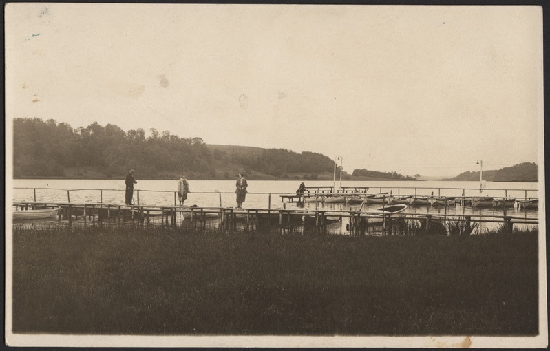 fotopostkaart, Viljandi järv, paadisild 2 tk, inimesed, u 1935