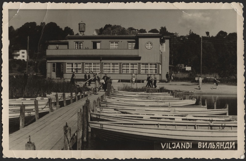 fotopostkaart, Viljandi, järv, paadisild, turismibaas (endine rannakasiino), inimesed, u 1955