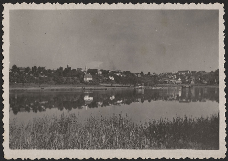 fotopostkaart, Viljandi, järv, supelusmaja järvel, hooned mäeveerul, u 1932