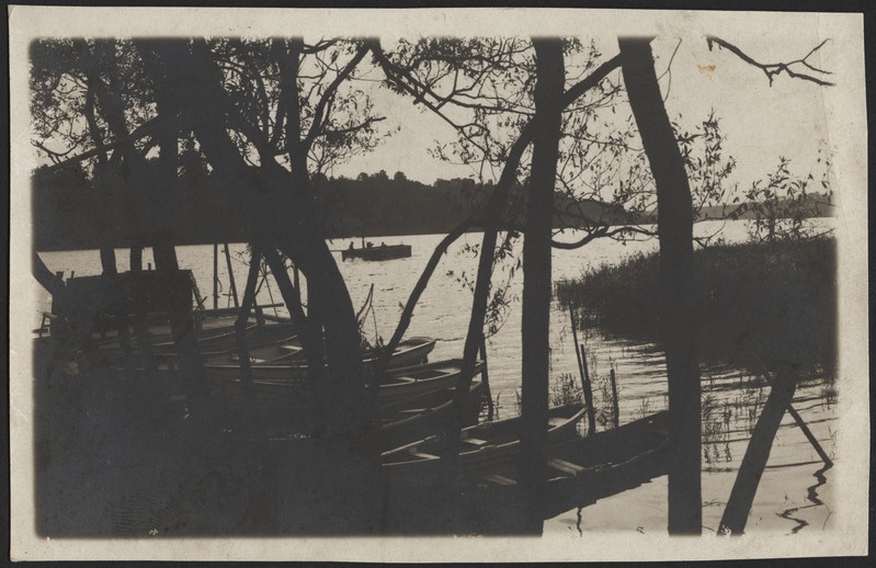 fotopostkaart, Viljandi, järv, väike paadisadam Mädalepiku all, kalda-alad, u 1915