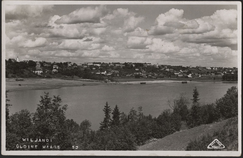 fotopostkaart, Viljandi, vastaskallas, järv, linna majad mäeveerul, u 1932, foto J. Riet