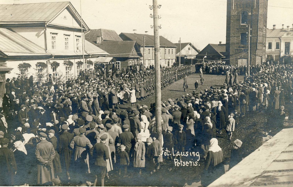 Petseri. The paradise of the day of the city’s release.
