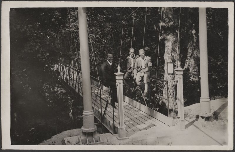 fotopostkaart, Viljandi, rippsild, mehed, järve poolt, 31.07.1932
