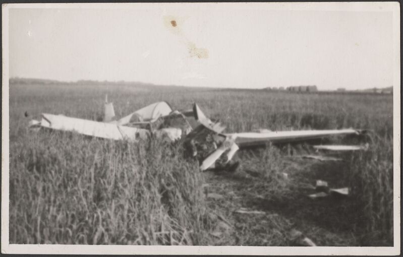 fotopostkaart, Viljandi, lennuk, rusud, H. Ungern-Sternbergi monoplaan ES-AAE, õnnetus, 13.07.1934