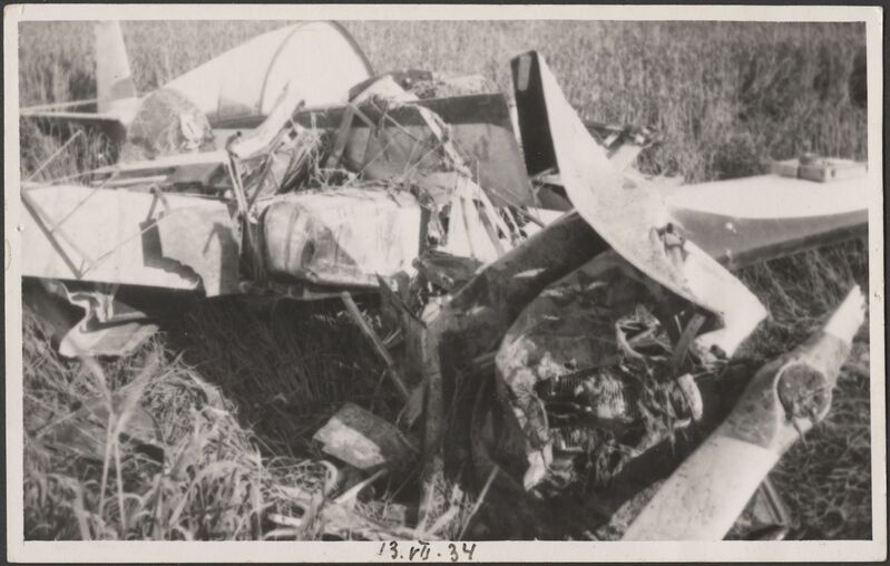 fotopostkaart, Viljandi, lennuk, rusud, H. Ungern-Sternbergi monoplaan ES-AAE, õnnetus, 13.07.1934