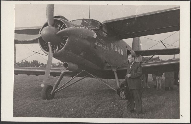 foto, Viljandi, Männimäe, lennuväli, lennufirma Aeroflot lennuk, u 1965