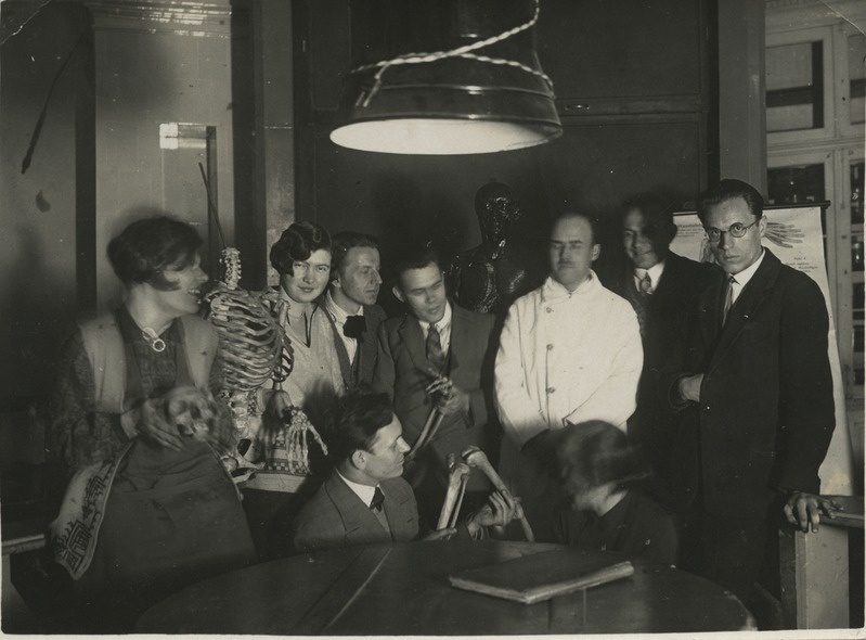 Pallase õpilasi plastilise anatoomia loengul ~1929/30