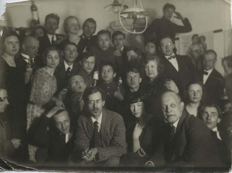 Õppejõude ja õpilasi 1921/1922.