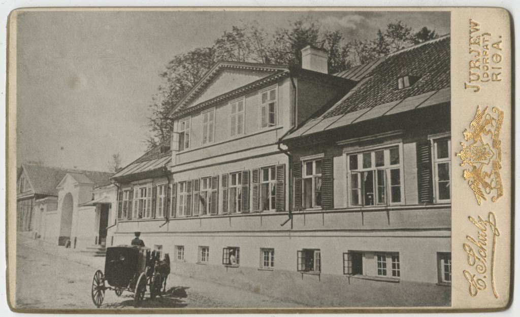 Maja on Lille Street