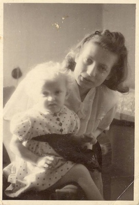 Tekla Koha tütar Tiiuga  similar photo