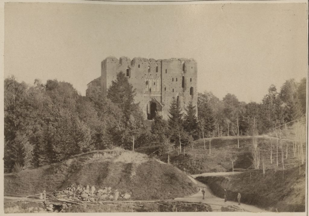 Ruins of Tartu Toom Church from Toomeoru