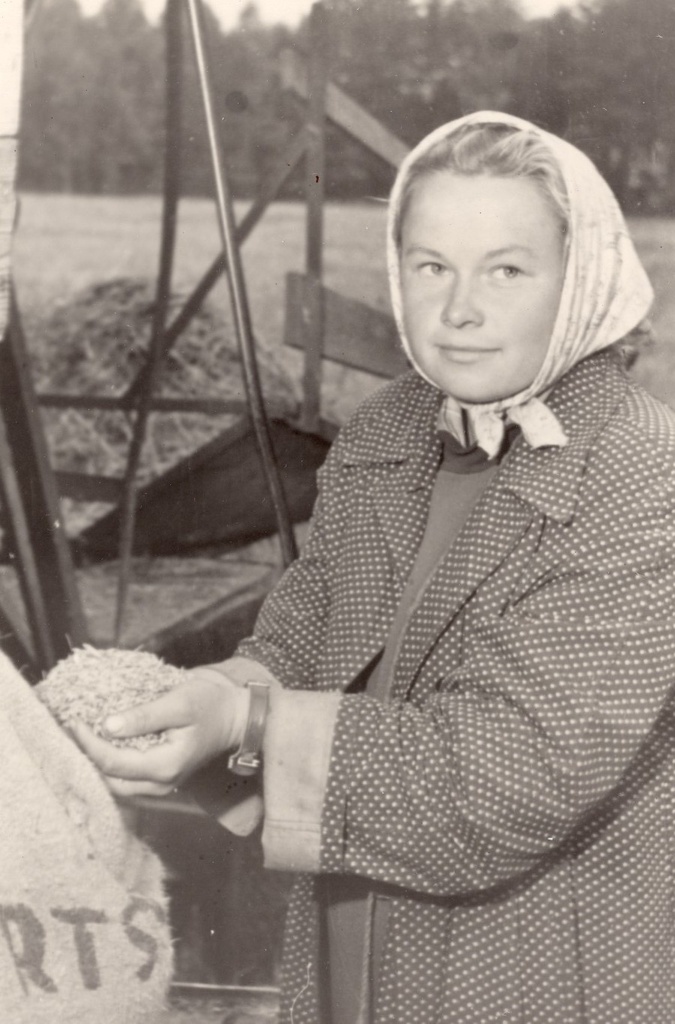 Valga rajooni Partisani kolhoosi agronoom Malle Piion