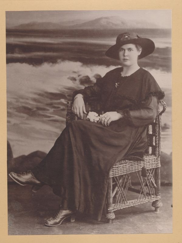 Maadleja Karl Tombergi abikaasa