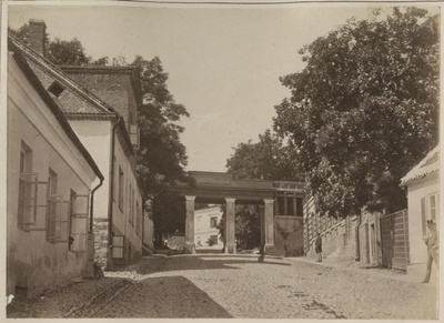 Castle Street and English Bridge  duplicate photo