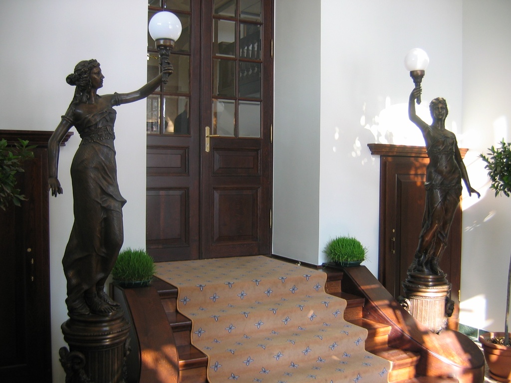 Internal view of the Kalvi Manor