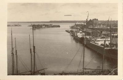 Zeppelin over Tallinn  duplicate photo
