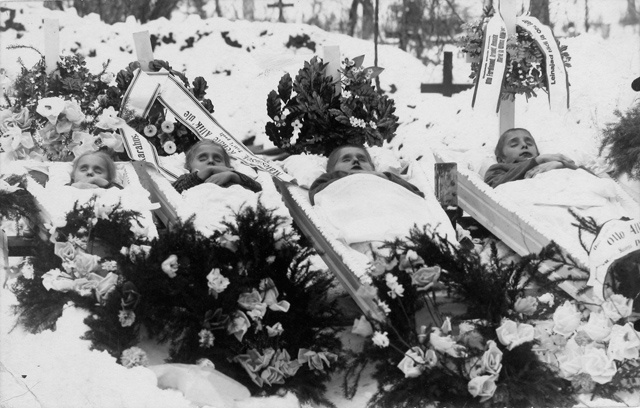 Matused, neli surnud last