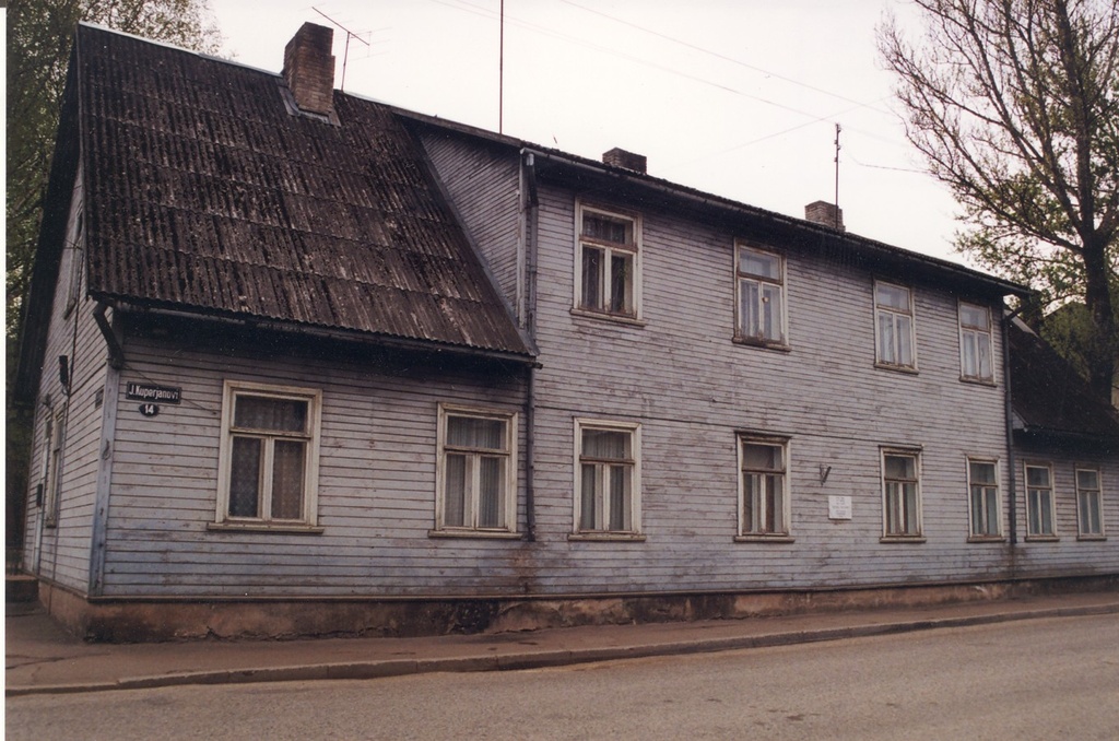 Elamu Kuperjanovi tn 14