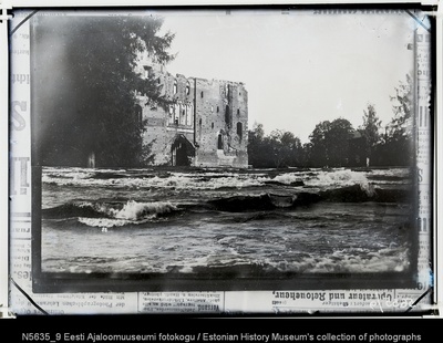 Vaade Toomkiriku varemetele  duplicate photo