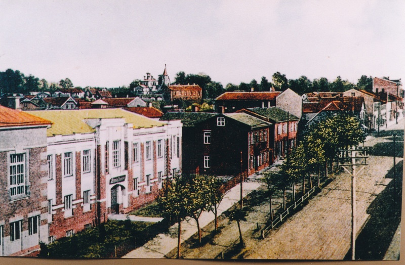 Valga. Pihkva tänava vaade tütarlastegümnaasiumiga