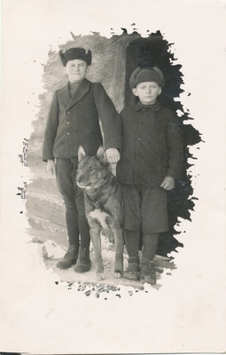 August Tähe pojad Juku ja Karl  duplicate photo