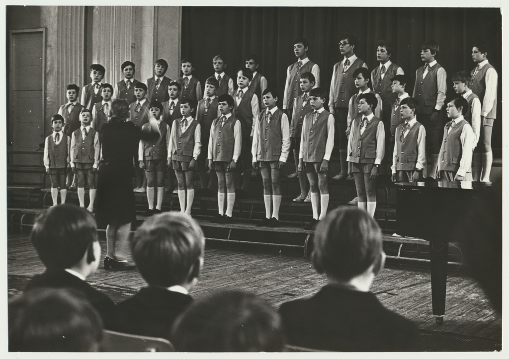 foto, Viljandimaa, Kalmetu kool, poistekoor, 1975, foto E. Veliste