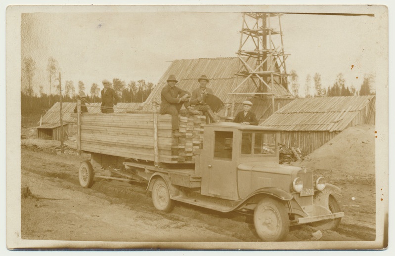 foto, Karksi khk Karksi-Nuia ettevõtja J. Lömpsi veoauto, Chevrolet?, u 1930
