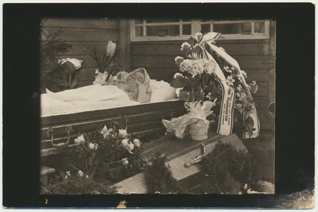 foto, Paistu khk, Aidu vald, Asu talu, Epp Raudsepa matus, 1937