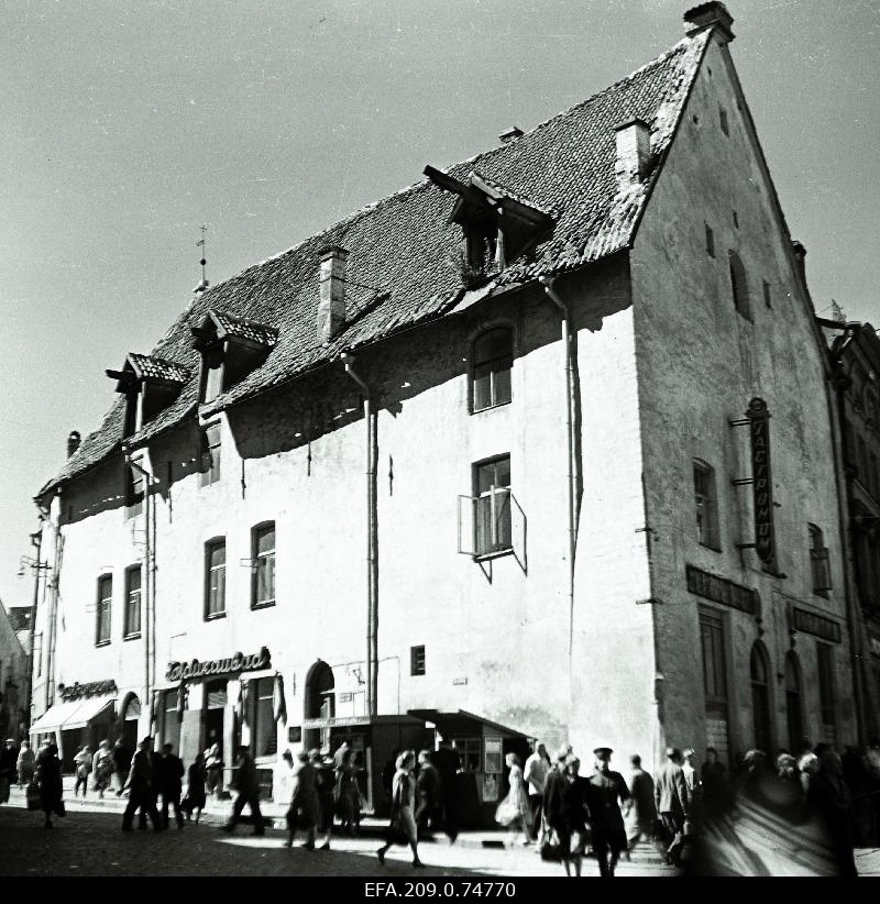 View on the neck of Old Market.