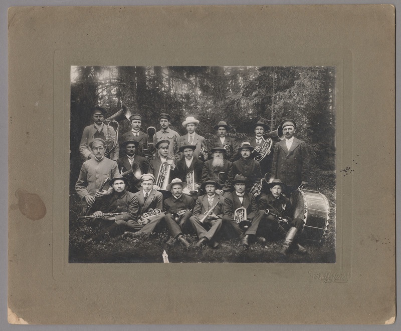 foto Kõpu khk Suure-Kõpu pasunakoor mai 1914, foto A. Glück (August Tamm), 19 meest