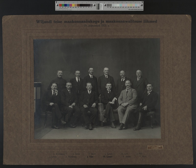foto papil Viljandi II maakonnanõukogu ja maakonnavalitsus, liikmed, 29.09.1923 foto J.Riet