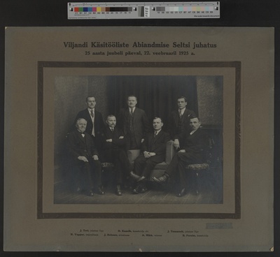 foto papil Viljandi Käsitööliste Abiandmise Seltsi juhatus 1925  duplicate photo
