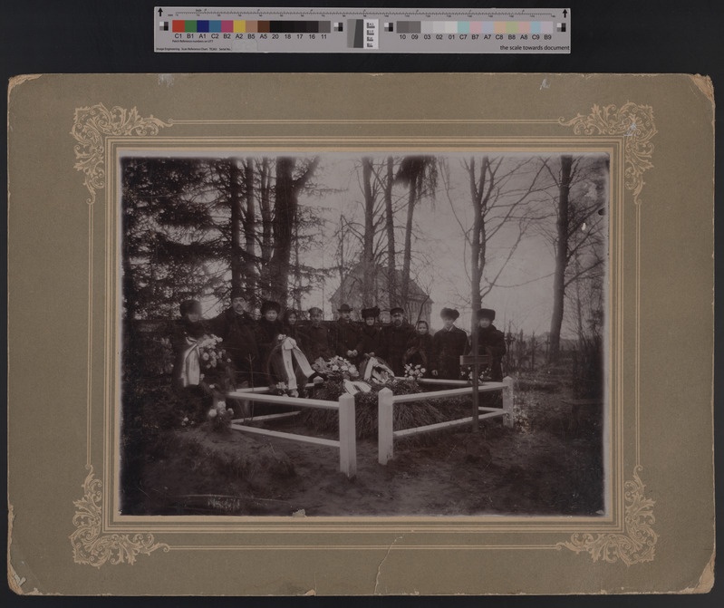 foto pappalusel, Kõpu khk, Ann Lind`i (sünd Pärnits) matus Kõpus 1912, nimed