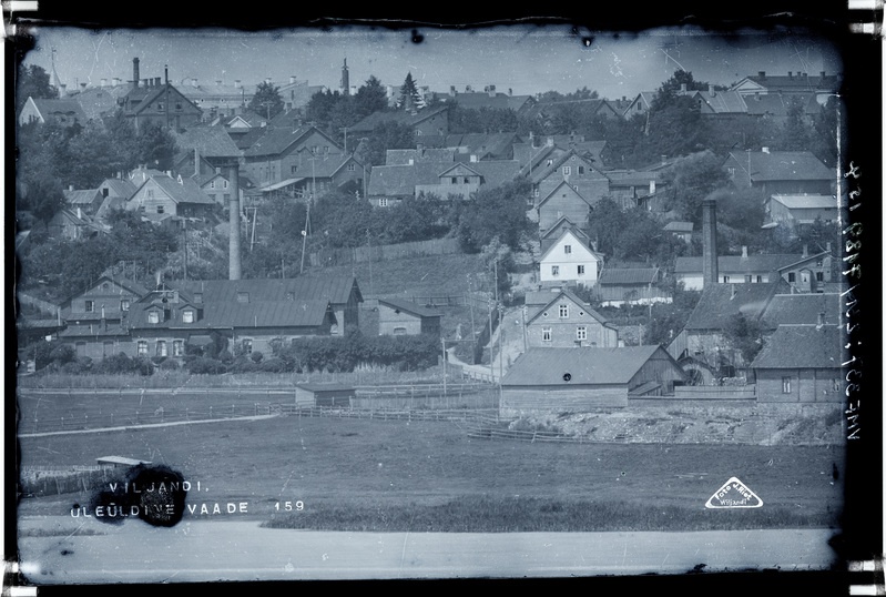 fotonegatiiv, vaade Viljandi järvelt linnale, u 1922, foto J. Riet