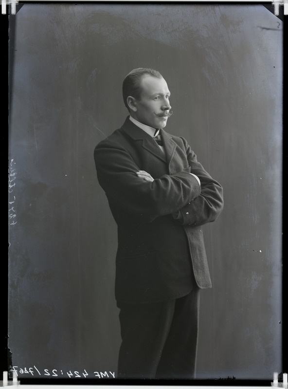 fotonegatiiv, Jaan Altleis, näitleja-näitejuht , 4/5 portree 1906 foto J.Riet