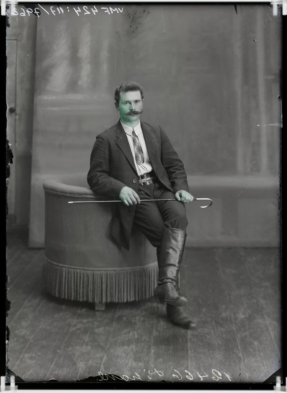 fotonegatiiv, Tihane, mees, täisportree, jalutuskepp, saapad, 1911 foto J.Riet