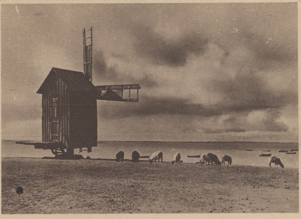 The beautiful East : on the island of Worms