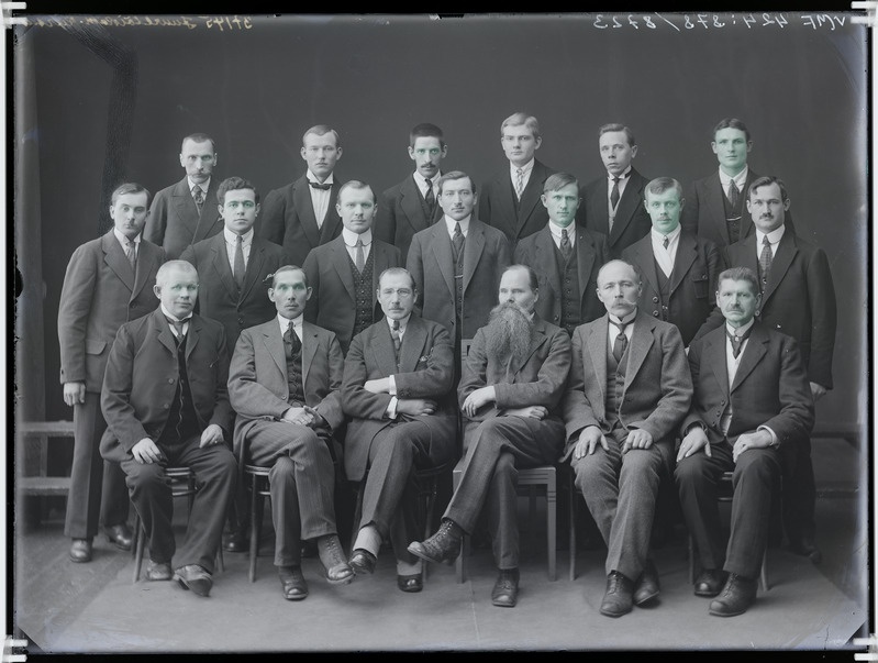 fotonegatiiv, Viljandi, juurdelõikamise kursus, grupp, 1922 foto J.Riet