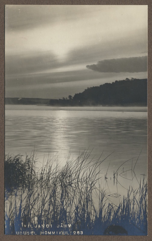 foto albumis, Viljandi, järv udusel hommikul, u 1915, foto J. Riet