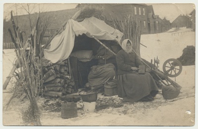 foto, Viljandi, Tartu tn lähistel kruusaauk, väljatõstetu Marie Ohtla, talv 1922/23  duplicate photo
