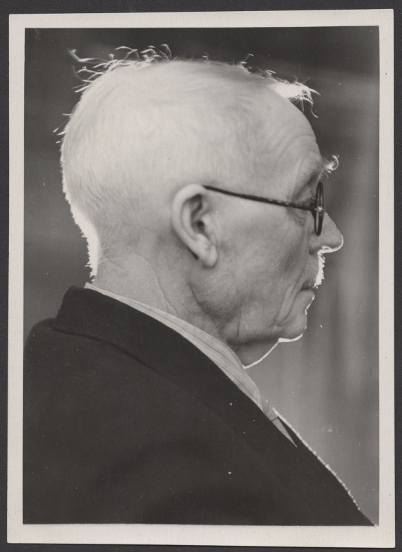 Kirjanik Mait Metsanurk