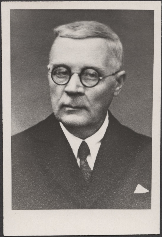 Kirjanik Mait Metsanurk