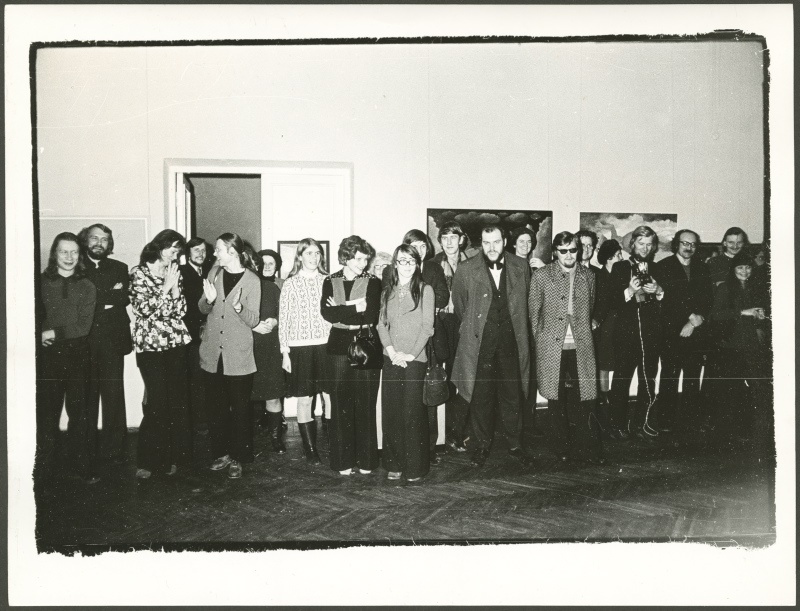 Publik ANK `64 näituse avamisel