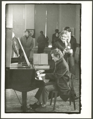Andres Tolts, Leonhard Lapin ja Vilen Künnapu 1971. aasta noorte avangardinäituse avamisel  similar photo