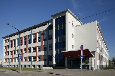 Mulla tn koolimaja / Pelgulinna gümnaasium Tallinnas, arhitektid Udo Ivask ja Herbert Rüütlane  similar photo