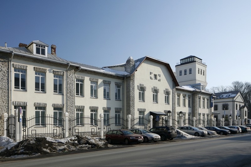 Noblessneri tehase administratiivhoone piki Tööstuse tänavat (Tööstuse 48)