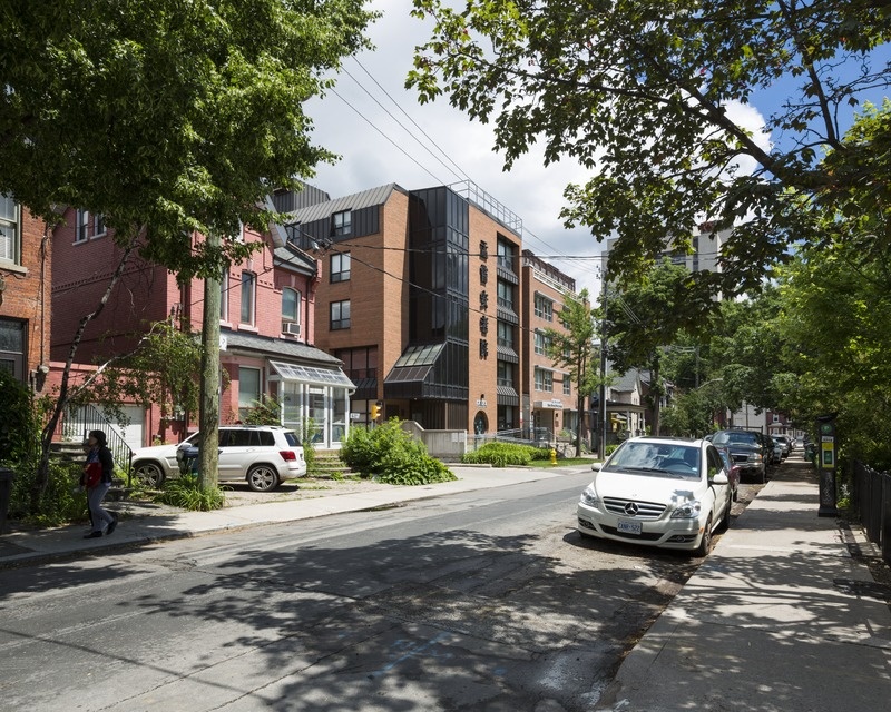 Hiinlaste vanadekodu Torontos 36 D'Arcy St. Välis-Eesti arhitekt Ants Elken kolleegidega